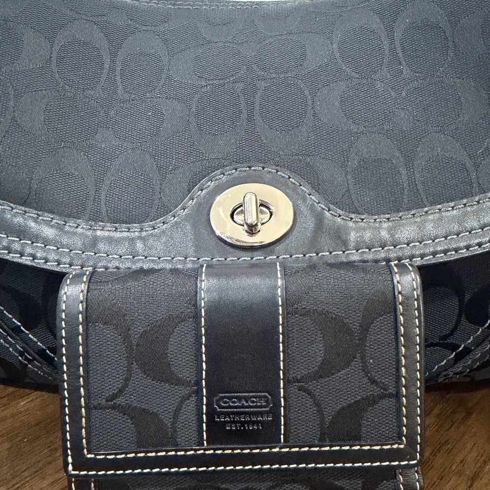 Coach Black Signature 11014 Jacquard Shoulder Bag with Matching Wallet- - Picture 9 of 11